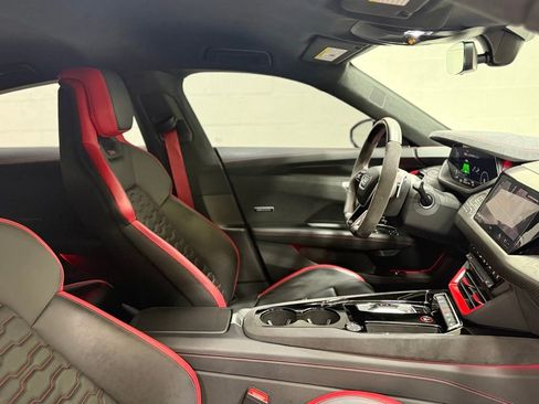 Used 2023 Audi RS e-tron GT AWD/4WD image 52