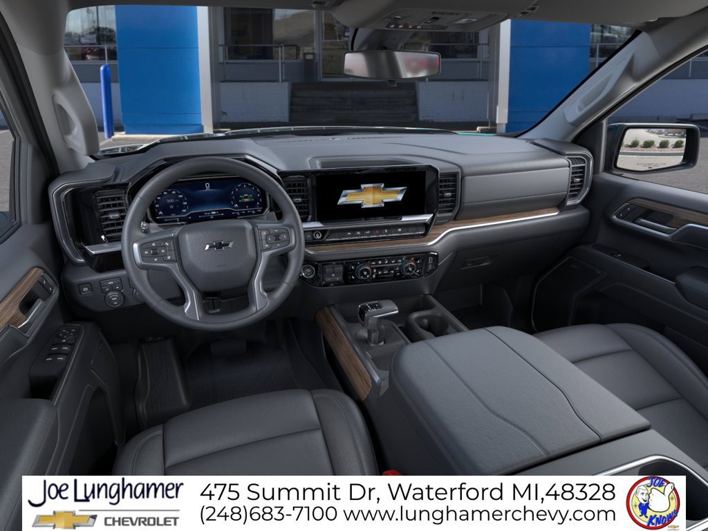 New 2026 Chevrolet Silverado 1500 RST w/ Redline Edition AWD/4WD image 17