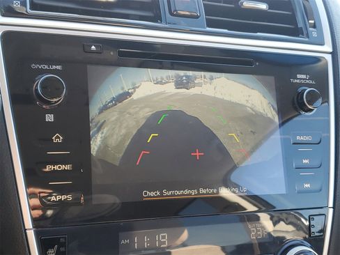 Used 2019 Subaru Outback 2.5i Premium image 28