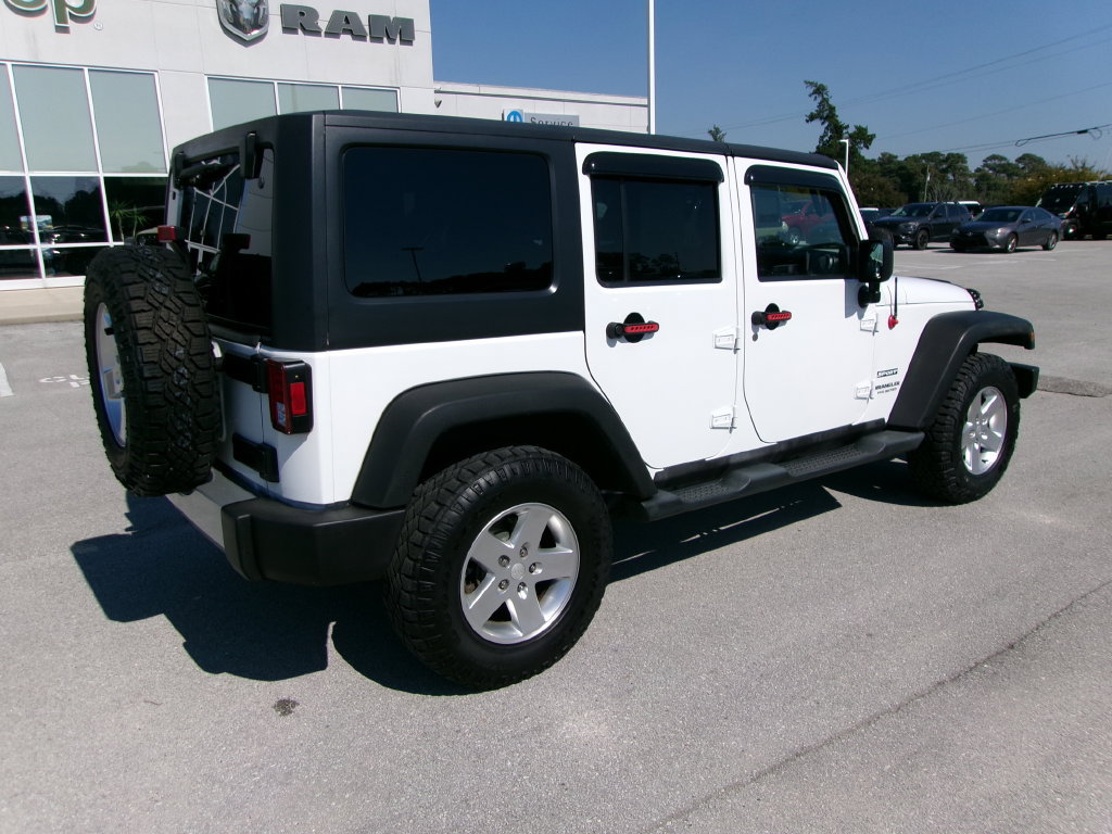 Used 2014 Jeep Wrangler Unlimited Sport w/ Quick Order Package 24S AWD/4WD image 3