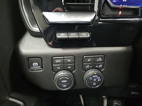 New 2026 Chevrolet Silverado 2500 LTZ w/ LTZ Premium Package image 17