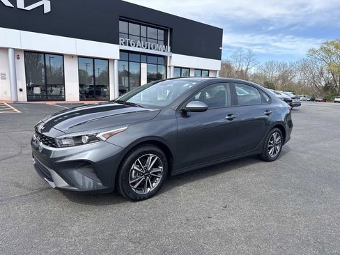 Used 2023 Kia Forte LXS FWD image 1