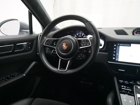Certified 2023 Porsche Cayenne GTS AWD/4WD image 17