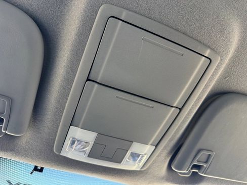 Used 2011 Ford F250 XL w/ PWR Equipment Group image 33