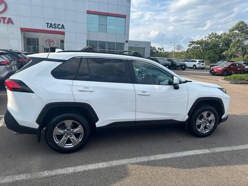 Used 2023 Toyota RAV4 XLE w/ Convenience Package AWD/4WD image 9