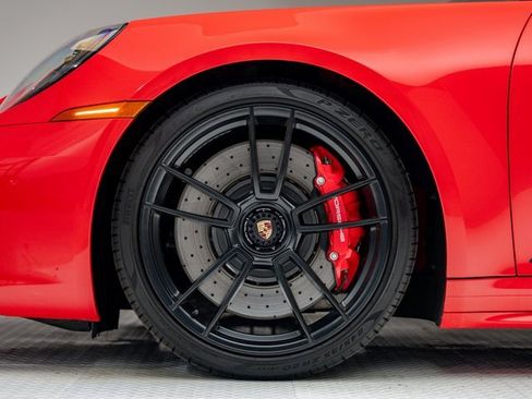 Certified 2022 Porsche 911 Carrera GTS image 40