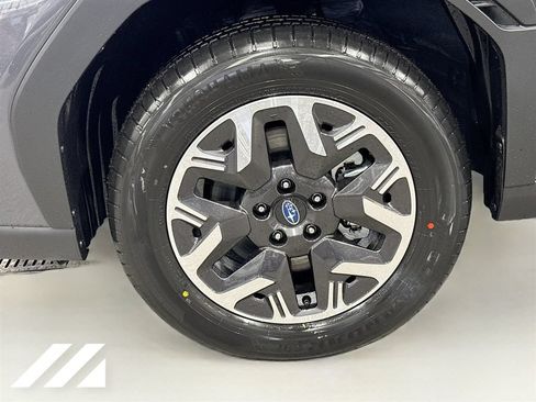 Used 2026 Subaru Forester Premium AWD/4WD image 31