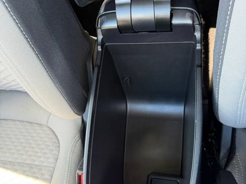 Used 2022 Ford Escape SE AWD/4WD image 32