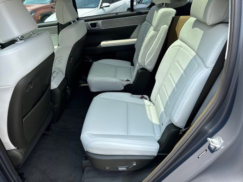 New 2025 Hyundai Santa Fe Calligraphy image 12