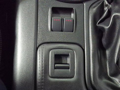 Used 2013 MAZDA MX-5 Miata Grand Touring image 17