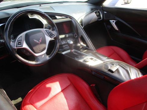 Used 2014 Chevrolet Corvette Stingray Coupe image 15