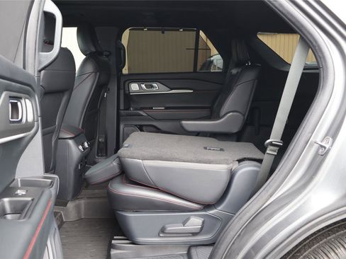 Certified 2025 Ford Explorer ST AWD/4WD image 31