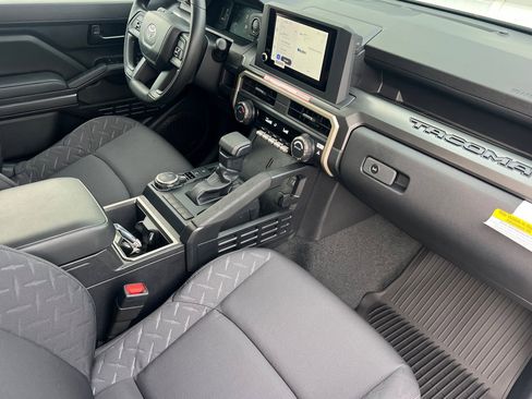 New 2026 Toyota Tacoma SR5 image 12