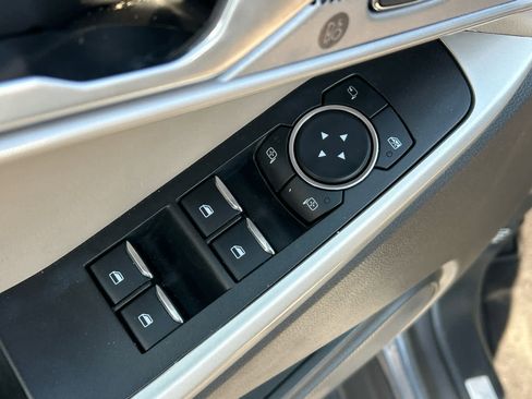 Used 2023 Ford Explorer Limited w/ Equipment Group 301A image 19