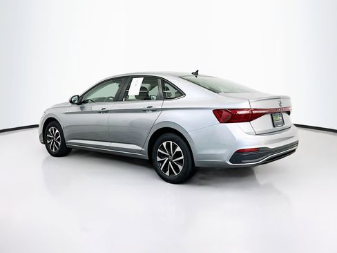 Used 2025 Volkswagen Jetta S image 5