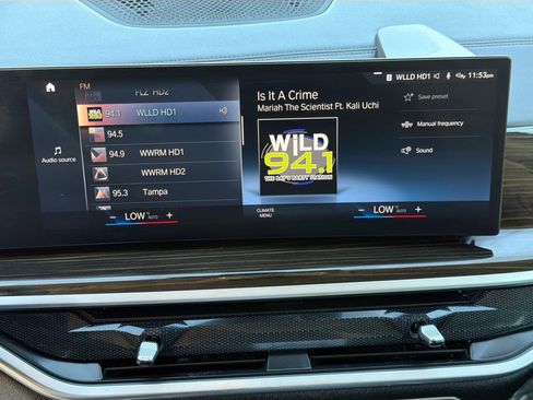 Used 2023 BMW X7 xDrive40i image 32