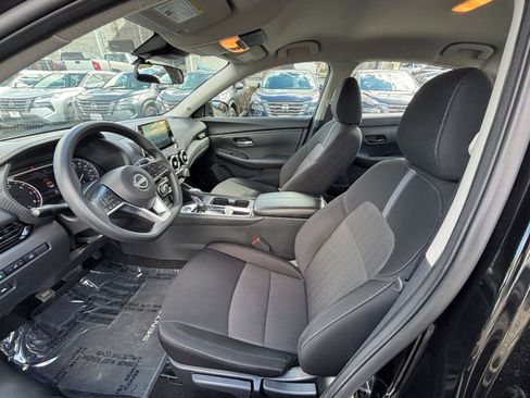 Used 2025 Nissan Sentra SV FWD image 24