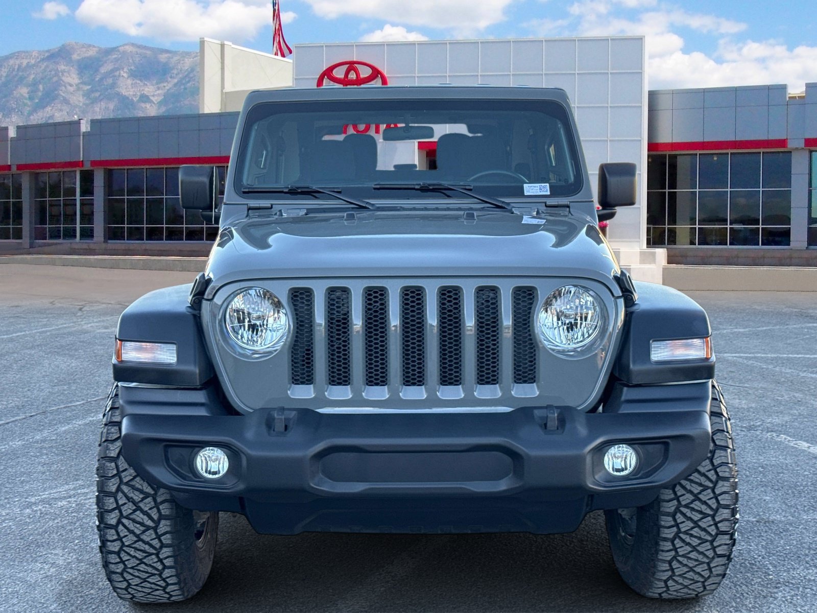 Used 2021 Jeep Wrangler Sport AWD/4WD image 2