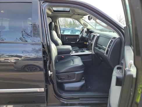 Used 2018 RAM 1500 Laramie w/ Convenience Group image 15