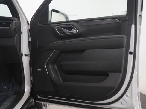 Used 2023 Chevrolet Tahoe RST w/ Luxury Package AWD/4WD image 9