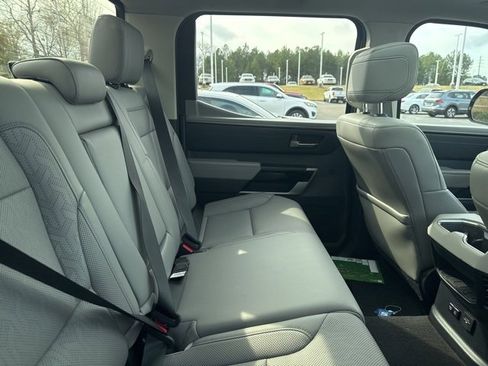 Used 2023 Toyota Tundra Limited image 18