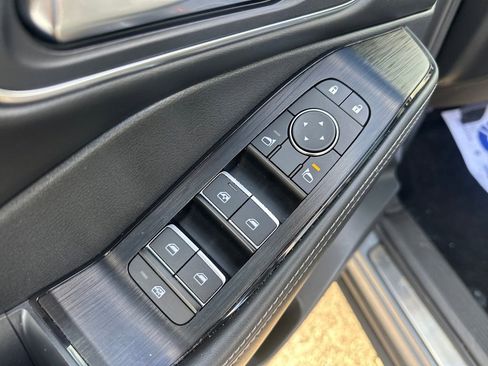 Used 2023 Nissan Rogue Platinum w/ Platinum Premium Package image 55