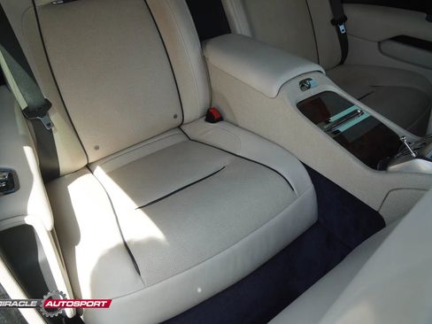 Used 2015 Rolls-Royce Wraith image 28
