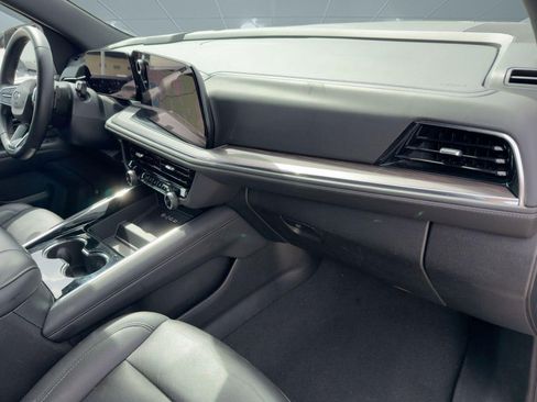 Used 2025 Chevrolet Tahoe Z71 image 31