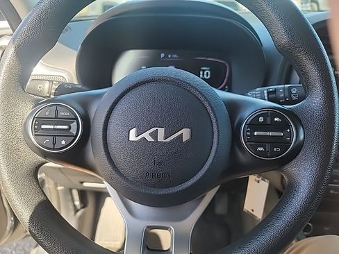 Used 2024 Kia Soul LX w/ Option Group 015 image 11