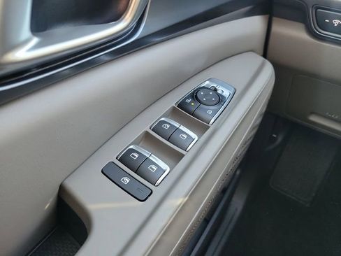 New 2026 Kia Carnival FWD image 28