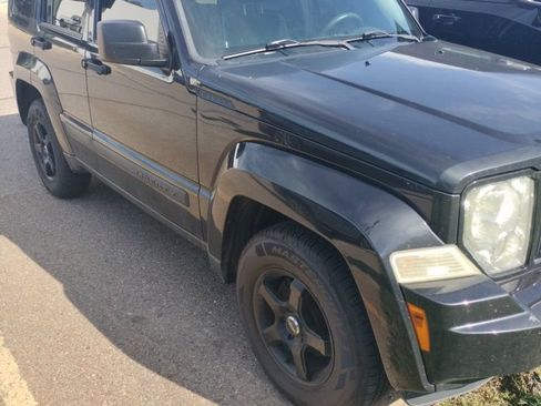 Used 2012 Jeep Liberty Sport w/ Popular Equipment Group AWD/4WD image 3