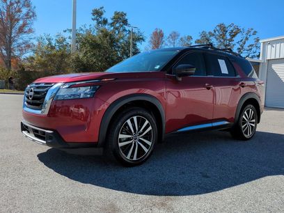 Certified 2024 Nissan Pathfinder Platinum