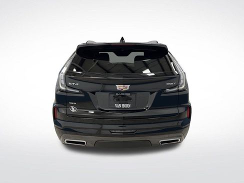Used 2024 Cadillac XT4 Sport image 14