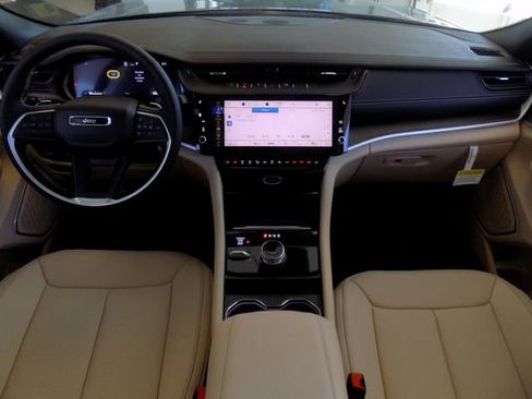 New 2026 Jeep Grand Cherokee L Limited AWD/4WD image 13
