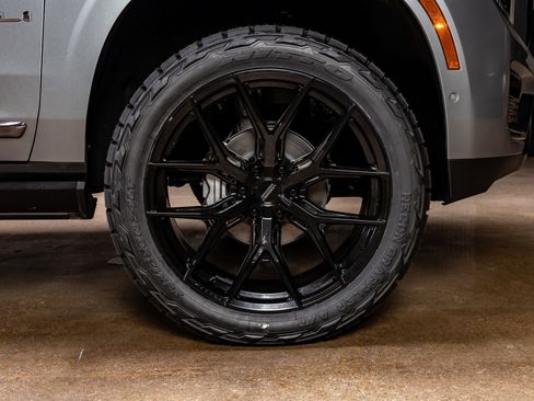 Used 2026 GMC Yukon XL Denali Ultimate image 12