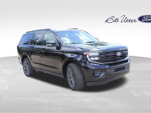 New 2027 Ford Expedition Platinum w/ Stealth Appearance Package AWD/4WD image 2