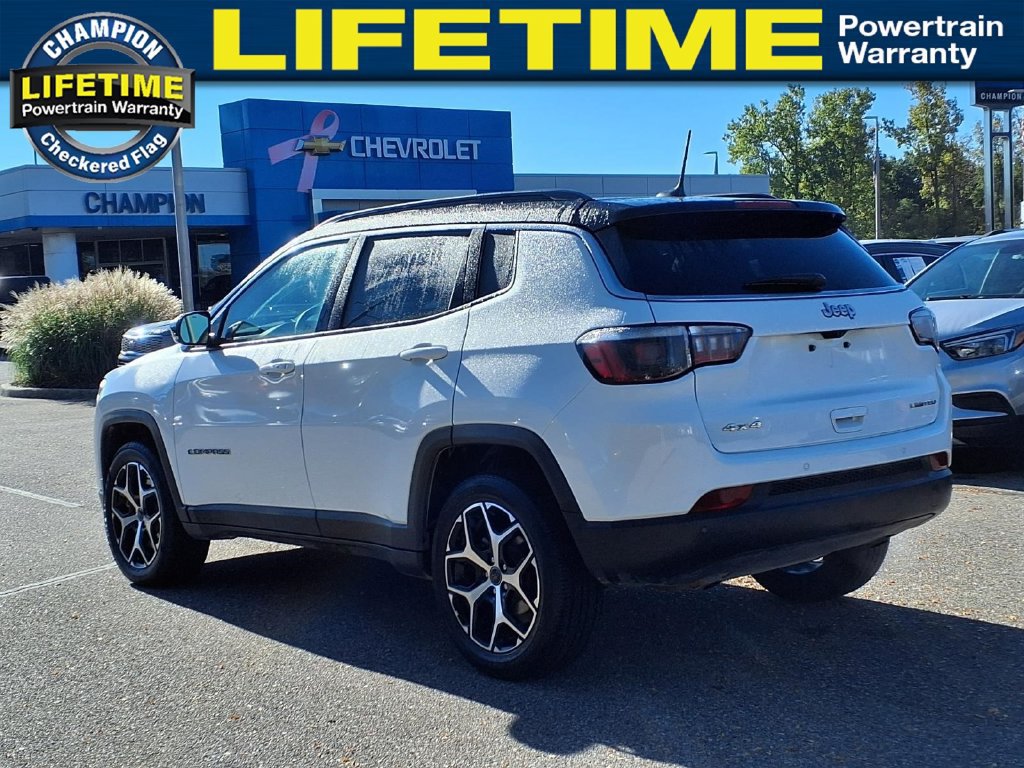 Used 2025 Jeep Compass Limited AWD/4WD image 7