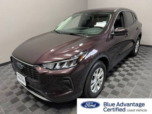 Used 2023 Ford Escape Active w/ Tech Pack #2 AWD/4WD image 1