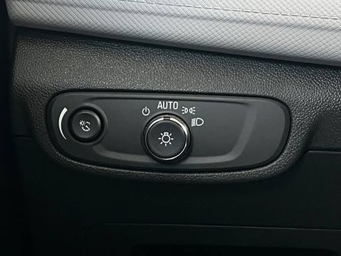 Used 2024 Chevrolet TrailBlazer LT w/ Driver Confidence Package FWD image 23