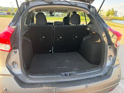 Used 2020 Nissan Kicks SV FWD image 19
