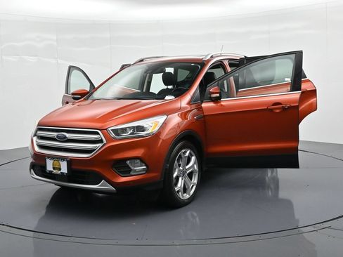 Used 2019 Ford Escape Titanium FWD image 26