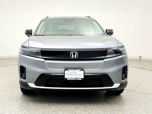 Used 2025 Honda Prologue Touring image 2