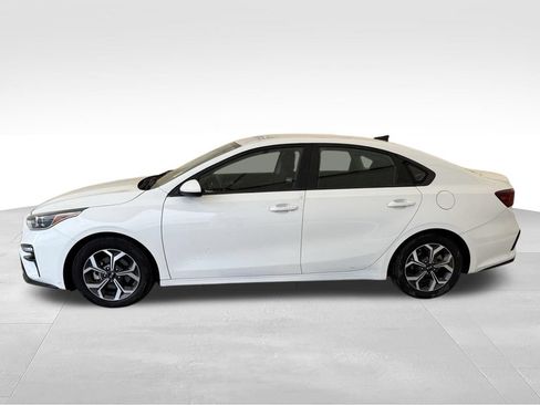 Used 2020 Kia Forte LXS FWD image 13