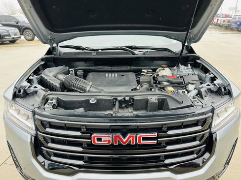 Used 2023 GMC Acadia SLE w/ Driver Convenience Package image 46