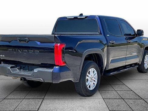 Used 2023 Toyota Tundra SR5 w/ SR5 Convenience Package AWD/4WD image 11
