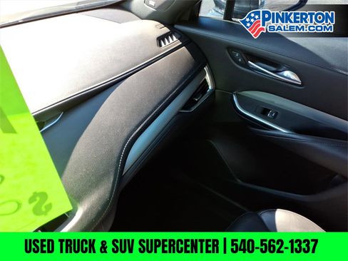 Used 2019 Cadillac XT4 Premium Luxury image 29