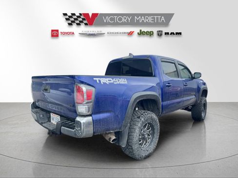 Used 2022 Toyota Tacoma TRD Off-Road AWD/4WD image 2