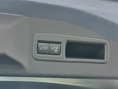 Used 2023 Subaru Solterra AWD image 31