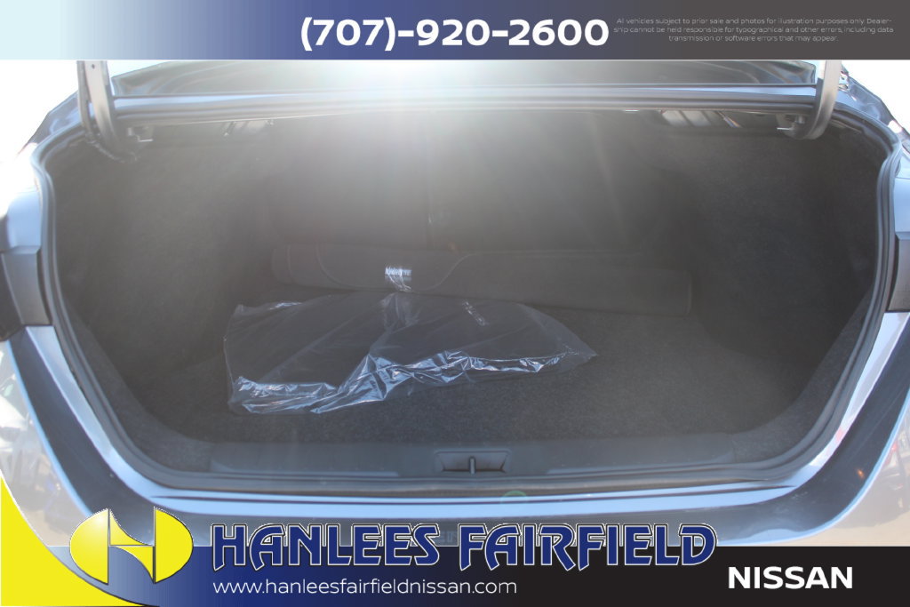 Used 2025 Nissan Sentra SV w/ All-Weather Package FWD image 10