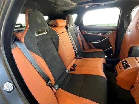 New 2026 Jaguar F-PACE SVR 575 Edition image 11